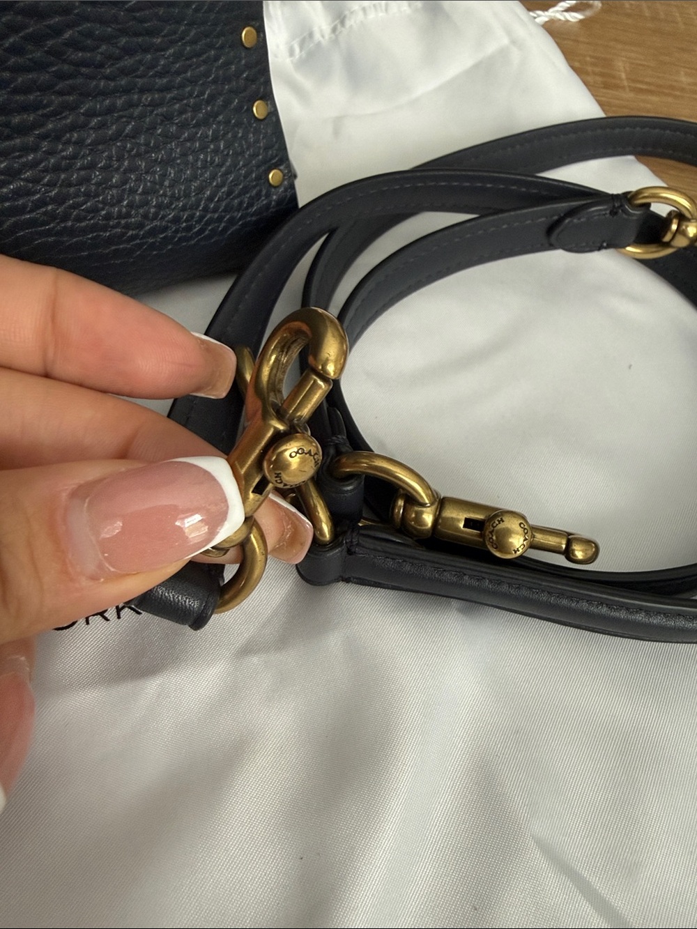 Coach rogue 25 (navy blue with rivets) - Picture 12 of 13